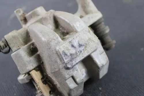 2008 YAMAHA GRIZZLY 700 OEM RIGHT REAR BACK BRAKE CALIPER B4450