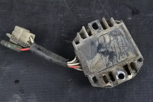 1996 Yamaha Warrior 350 OEM Rectifier  B4382