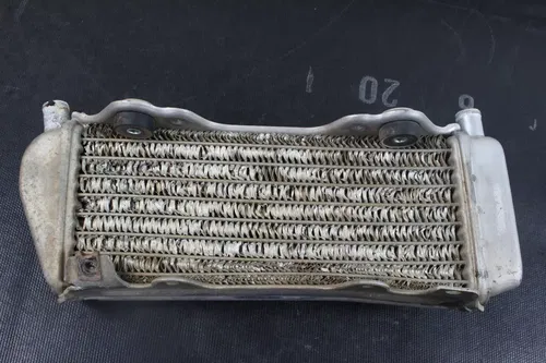 2000 Yamaha Yz250 OEM Left Radiator  B4364