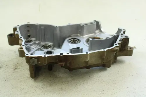 2007 Yamaha Grizzly 400 OEM Left Side Crankcase  B4470