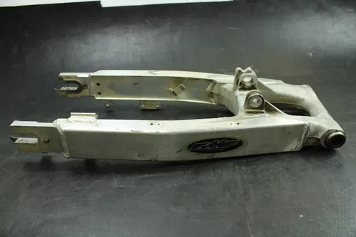 1992 Honda Xr600r OEM Swingarm  B4324