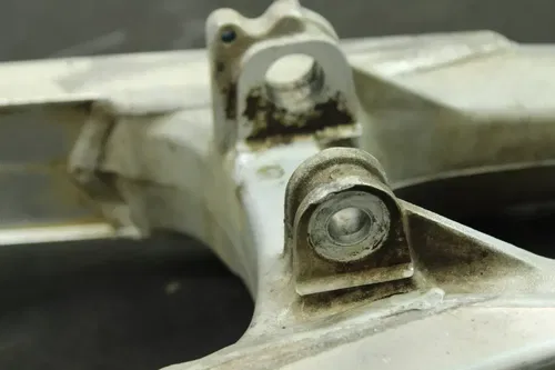 1992 Honda Xr600r OEM Swingarm  B4324
