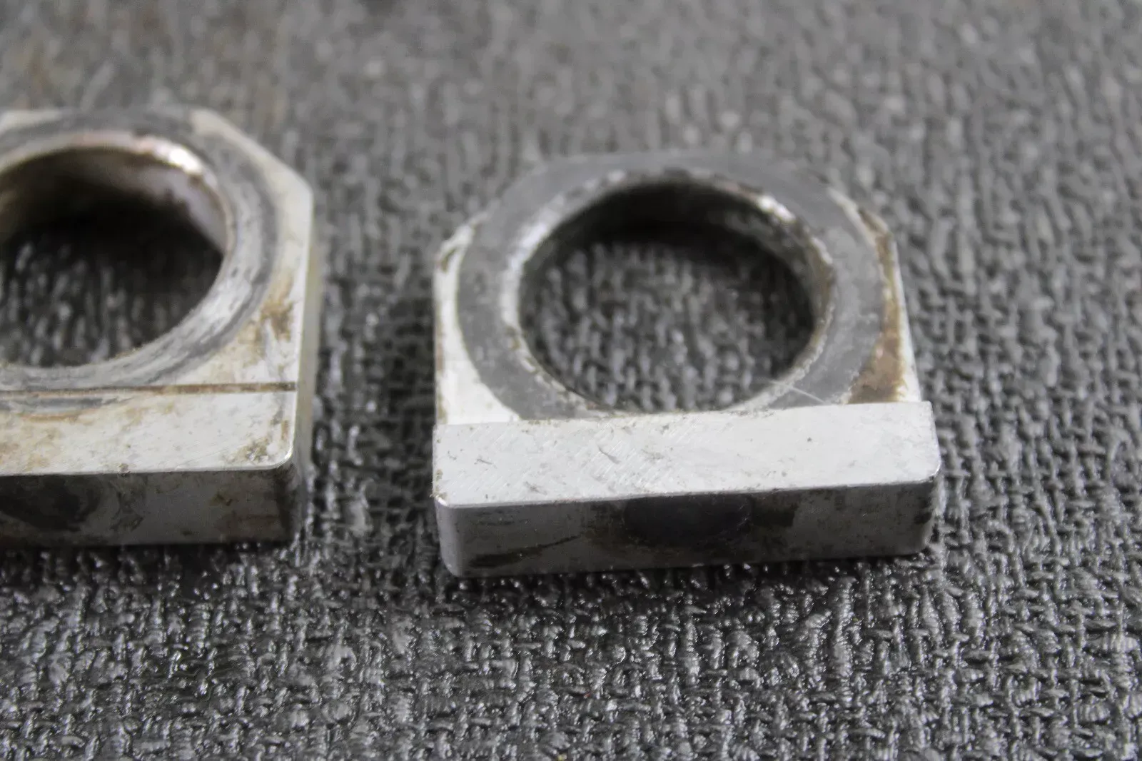 OEM KAWASAKI Rear Axle blocks 16-25 kx 450 450x 450sr 250 250x B4498