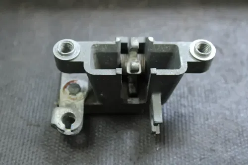 2015 Yamaha Zuma 125 OEM Rear Seat Latch/Lock  B4432