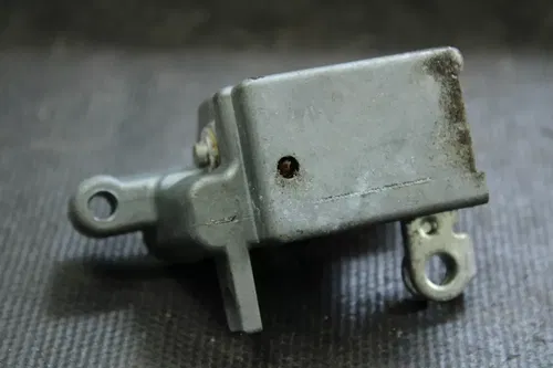 2015 Yamaha Zuma 125 OEM Rear Seat Latch/Lock  B4432