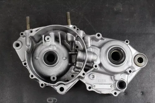 1986 Honda Cr250r OEM Left Side Crankcase  B4379