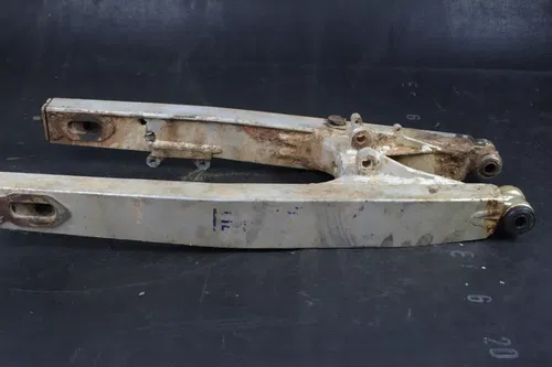 1986 Honda Cr250r OEM Swingarm  B4379