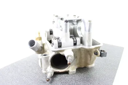 19-23 KAWASAKI KX450 OEM ENGINE MOTOR CYLINDER HEAD B4498