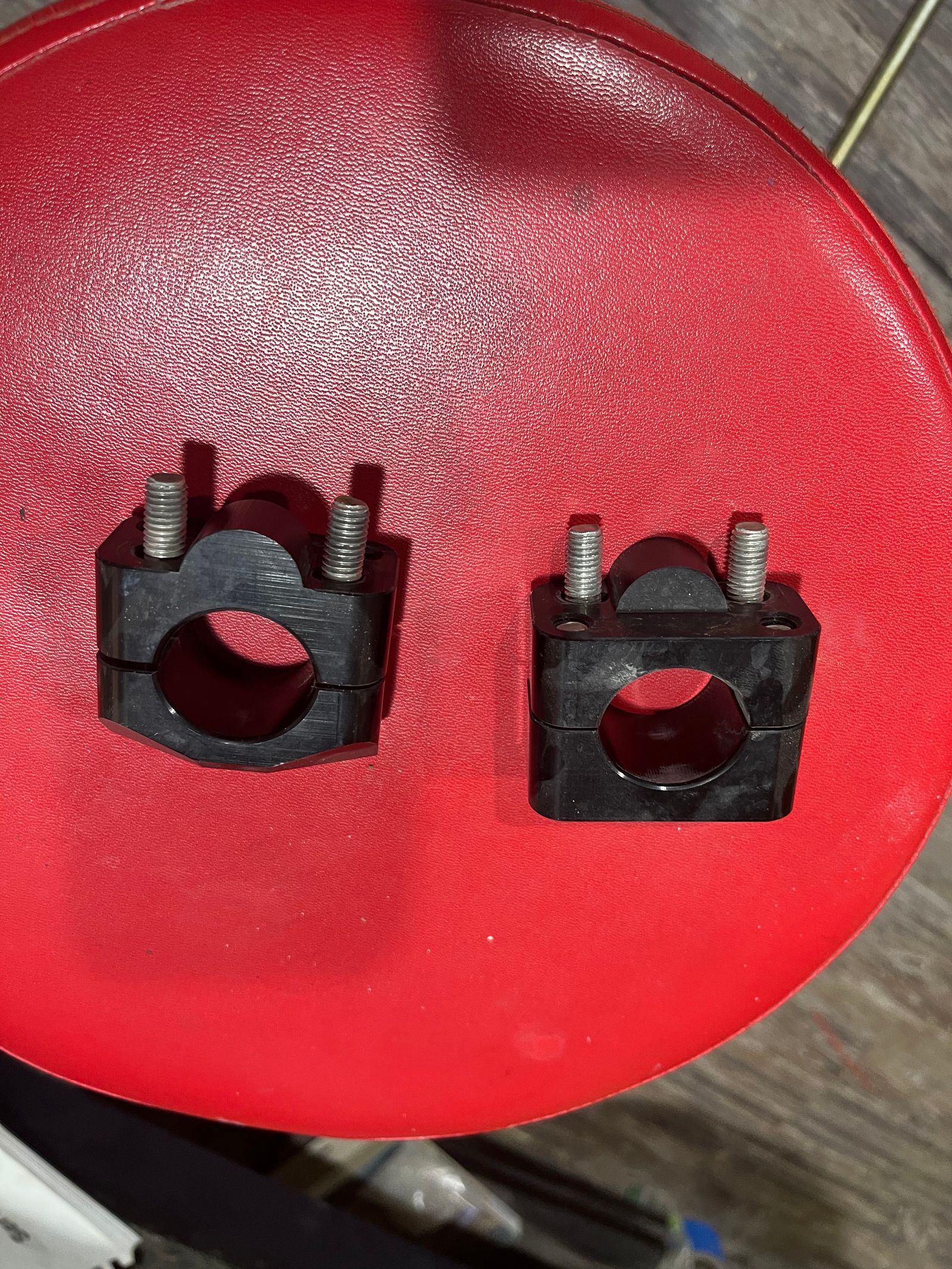 1-1-8-bar-mount-to-7-8-bars-mount-mx-locker