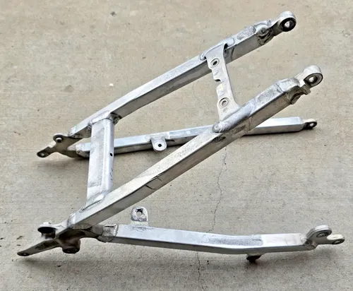 2008 - 2017 SUZUKI RMZ 450 REAR FRAME SUBFRAME 41200-28H40 RMZ450 SUB BACK RAIL