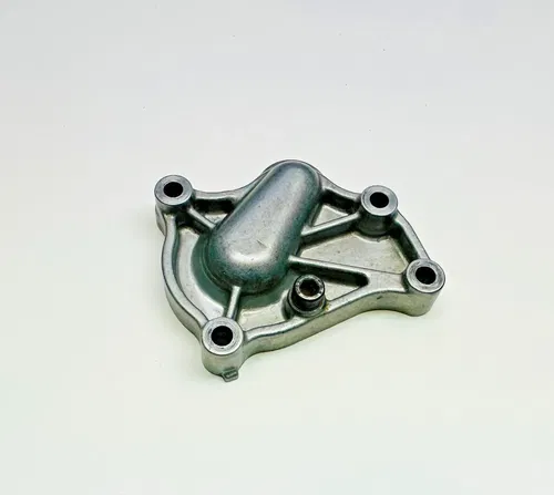 1997 - 2001 HONDA CR 250 WATER PUMP HOUSING 19221-KZ3-B10 RIGHT CASE CR250 GEAR