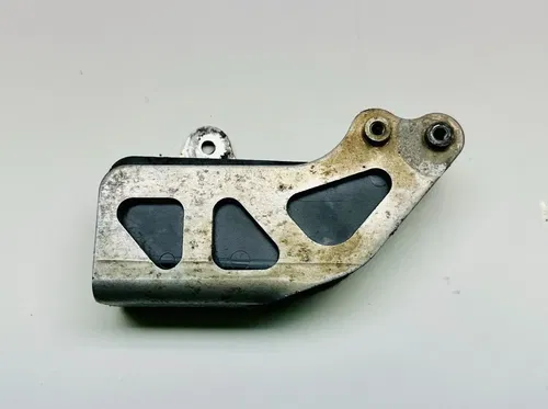 1998 - 2005 KTM 380 200 250 300 125 CHAIN GUIDE 54607070144 REAR SWINGARM ARM