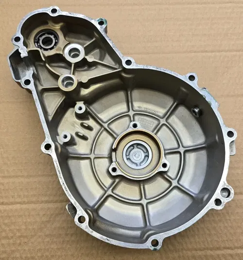 1996 - 2024 SUZUKI DR 650 ENGINE STATOR MAGNETO COVER 11351-32E01 DR650 LEFT