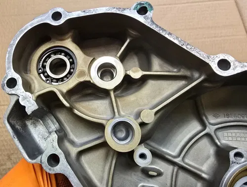 1996 - 2024 SUZUKI DR 650 ENGINE STATOR MAGNETO COVER 11351-32E01 DR650 LEFT