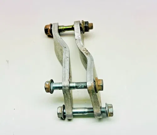 2004 - 2005 HONDA CRF 250X ENGINE MOTOR MOUNT UPPER HANGER 50407-KSC-000 CRF250