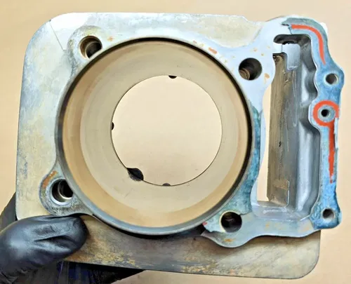 1996 - 2004 HONDA XR 400 OEM ENGINE CYLINDER JUG 12100-KCY-670 *DAMAGED* 400EX