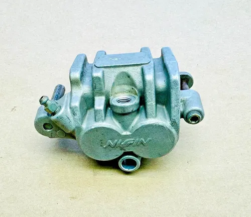 1995 - 1999 HONDA CR 125 250 500 OEM FRONT BRAKE CALIPER 45150-MAC-681 CR250