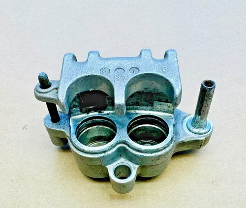 1995 - 1999 HONDA CR 125 250 500 OEM FRONT BRAKE CALIPER 45150-MAC-681 CR250