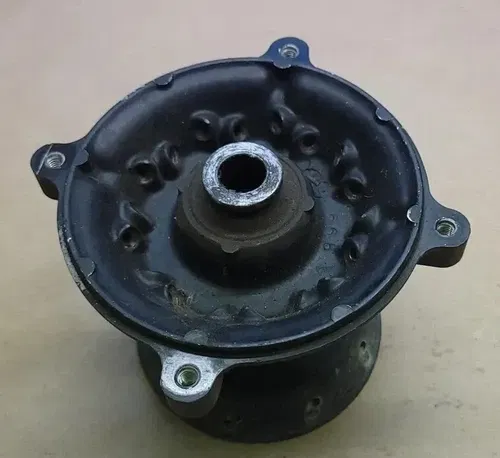 1984 HONDA XR XL CR 350 FRONT WHEEL RIM HUB 44601-MG3-000 250 500 CR500 XR350