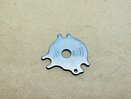 2003 - 2006 YAMAHA WR 450 OIL PUMP BACKING PLATE 5TA-13300-00-00 WR450 YZ450 F