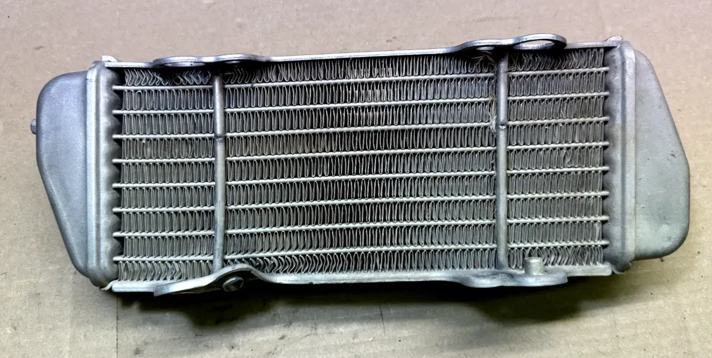 2005 - 2006 KTM 250 SX-F OEM RADIATOR 77035008000 RIGHT SIDE R/S R EXC-F SXF