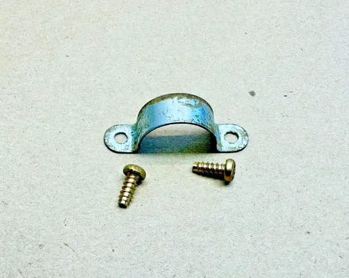 1997 - 2005 KAWASAKI KDX 220 200 TAIL LIGHT BULB CLAMP 11047-1238 BRACKET KDX200