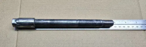 1996 - 2017 SUZUKI DR 650 OEM FRONT AXLE BOLT 54711-05D01 AXEL HUB DR650 RMX250