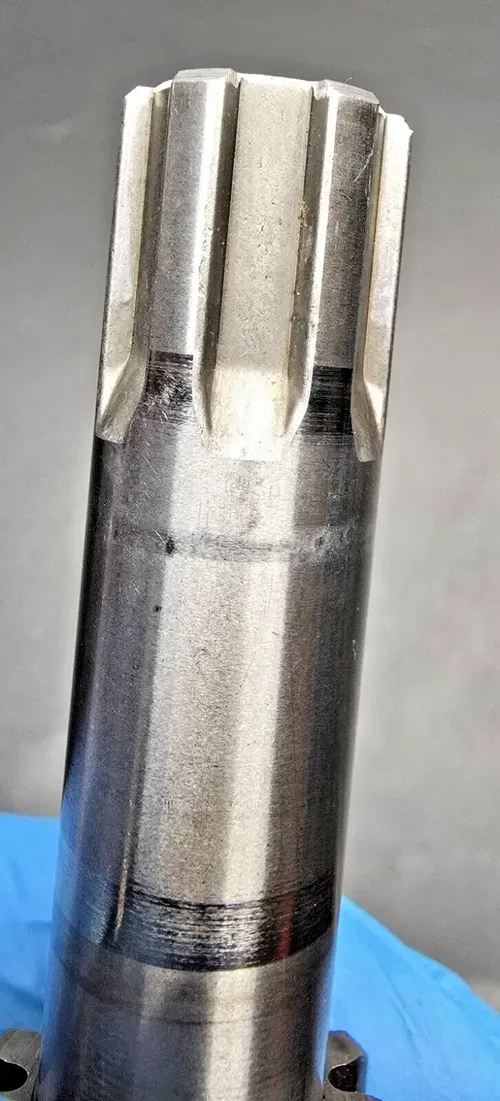 1979 - 1980 KAWASAKI KX 80 TRANSMISSION MAIN SHAFT 13127-1011 TRANS KX80 AXLE
