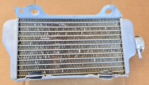 2008 - 2017 SUZUKI RMZ 450 OEM RIGHT FILL SIDE RADIATOR 17710-28H21 RMZ450