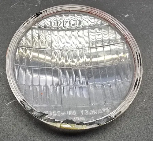 1978 - 1979 SUZUKI PE 175 250 HEADLIGHT LENS 35124-41500 LIGHT COVER PE175 78 79
