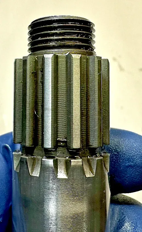 2003 - 2005 KTM 450 SX TRANSMISSION MAIN SHAFT 59033001300 TRANS 03 04 05