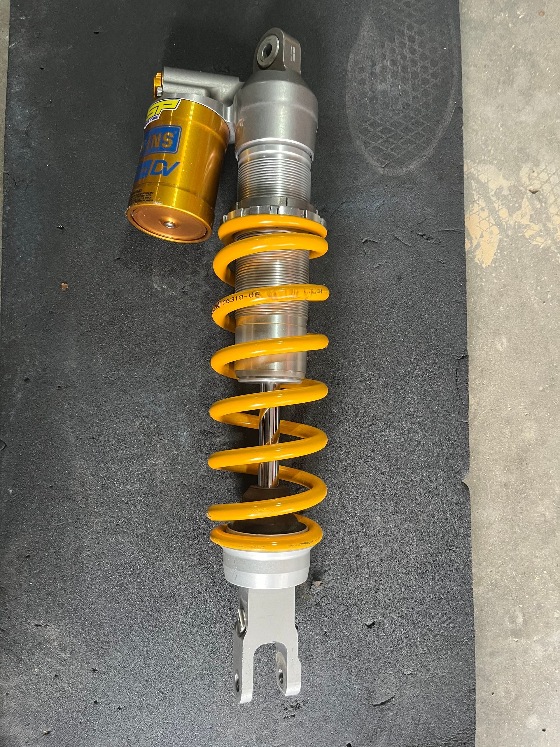 Ohlins suspension for beta