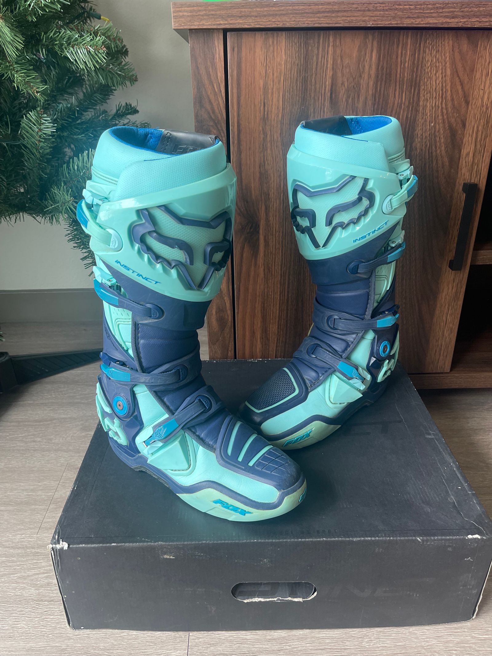 Fox Instinct LE Ice Blue Size 10