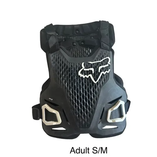Fox Adult S/M Chest Protector