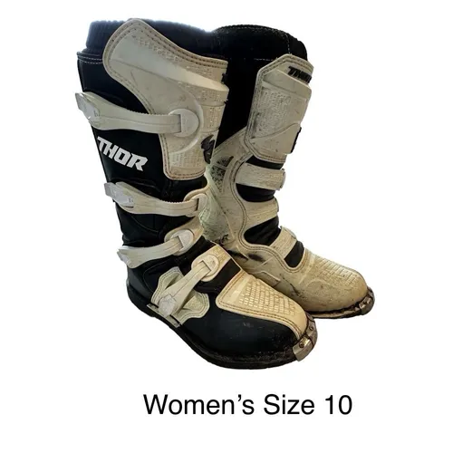 Women's Thor Size 10 Boots 