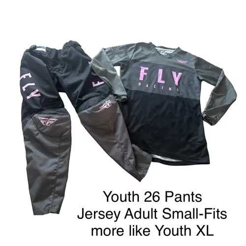 Youth 26/S Fly Racing Gear Set