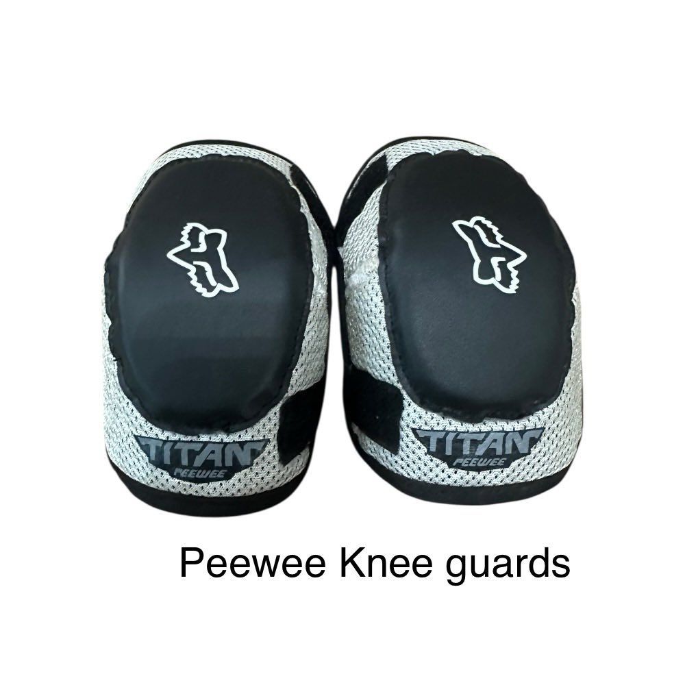 Peewee Fox Knee Guards - Size Peewee