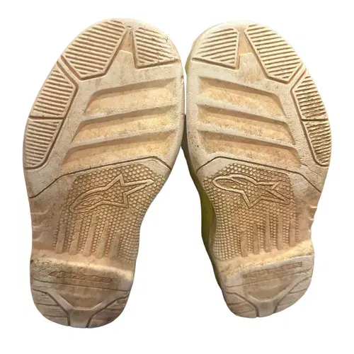 Toddler Size 13 Boots 