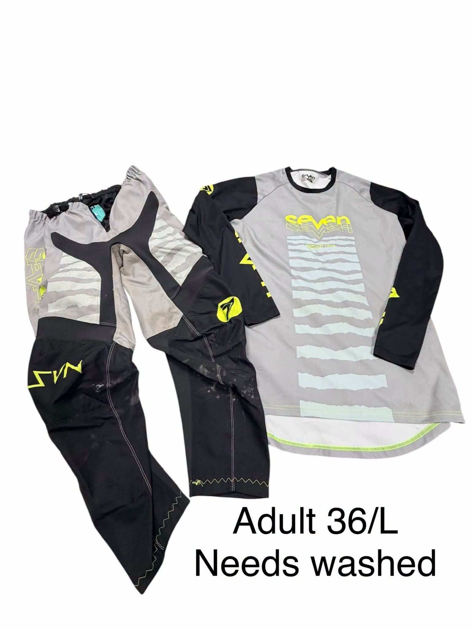Seven Gear Combo - Size 36/L