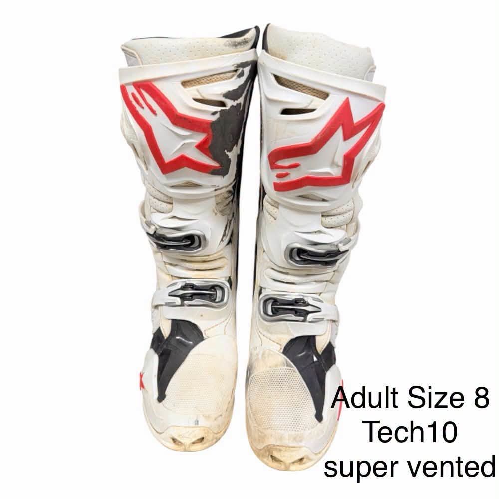 Alpinestars Supervented Tech 10 Boots - Size 8