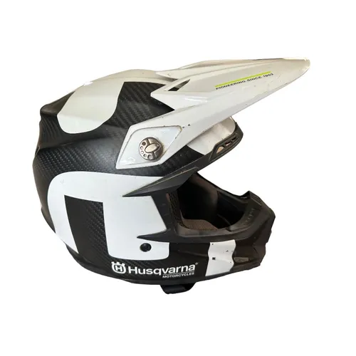 2018 husqvarna moto-9 flex railed helmet by bell Moto 9S Gotland ECE Key Features Husqvarna Moto 9 Flex Railed