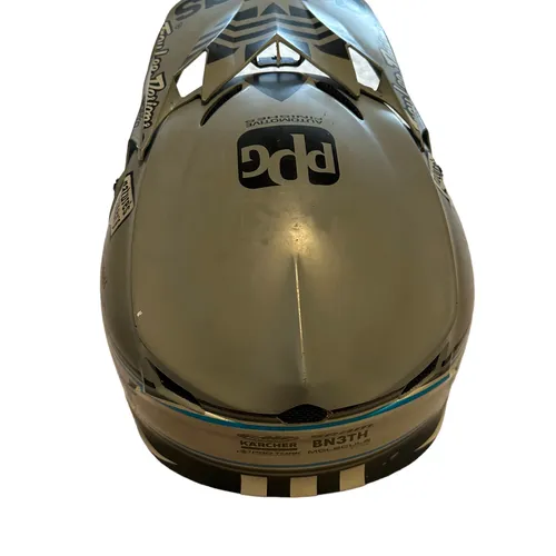 Troy Lee Designs Helmets - Size L