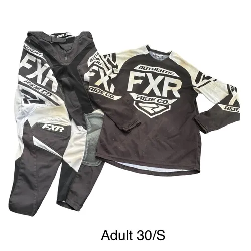 FXR Adult 30/S Gear Set 