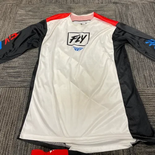 2022 FLY RACING ADULT LITE RED/WHITE/BLUE GEAR COMBO