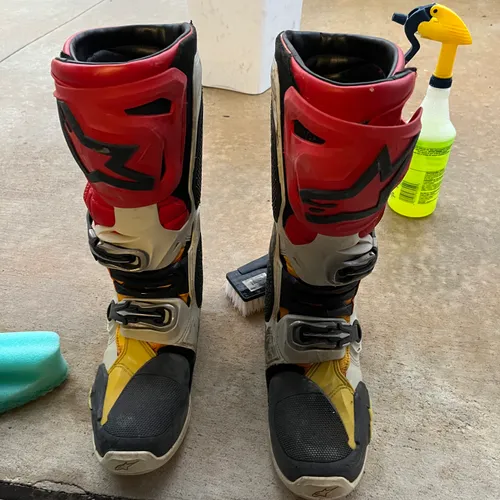 Alpinestars Tech 10 Boots - Size 9