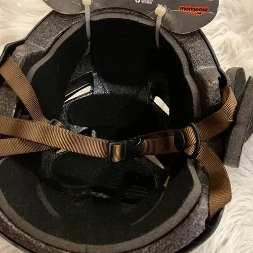 NWT Thorns & Skulls MONGOOSE Helmet Youth