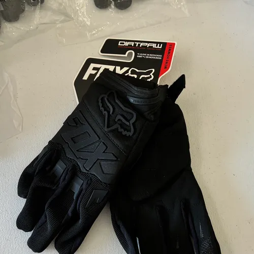 Fox Racing Gloves - Size M