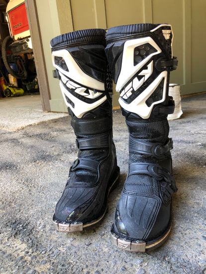 Fly boots sale size 7 sale