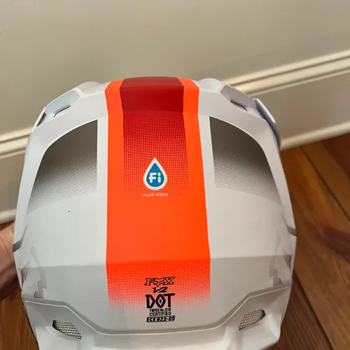 Fox V2 VLAR Helmet XL