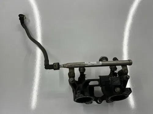 2009 Polaris Sportsman 850 Intake Manifold Fuel Injectors Rail Hose 5437322